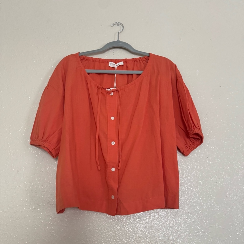 Everlane The Gauze Button Up Top in Soft Orange - Picture 2 of 9